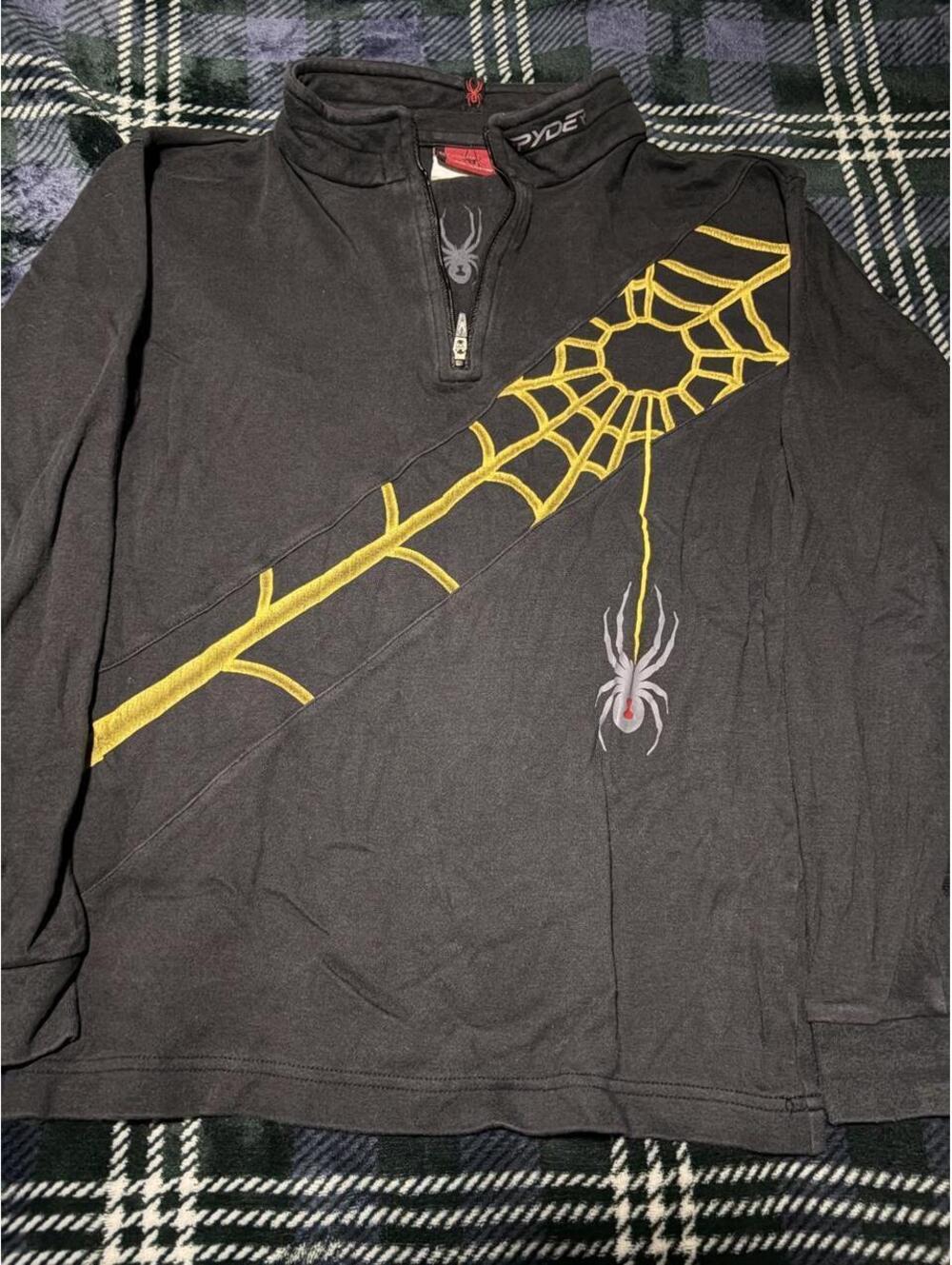 Spyder Men's Black Pullover with Yellow Spider Web Design - M - 0325